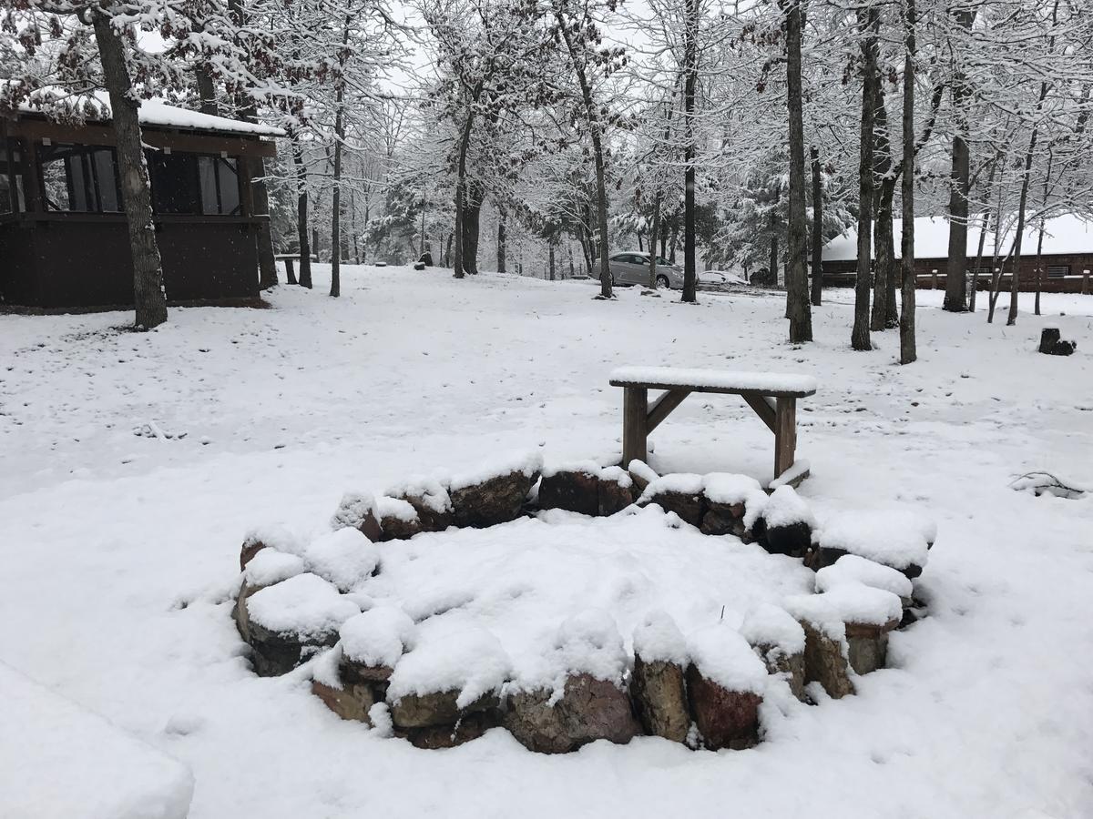 Gamaliel Norfork Lake Ozark Mountain Lodge מראה חיצוני תמונה