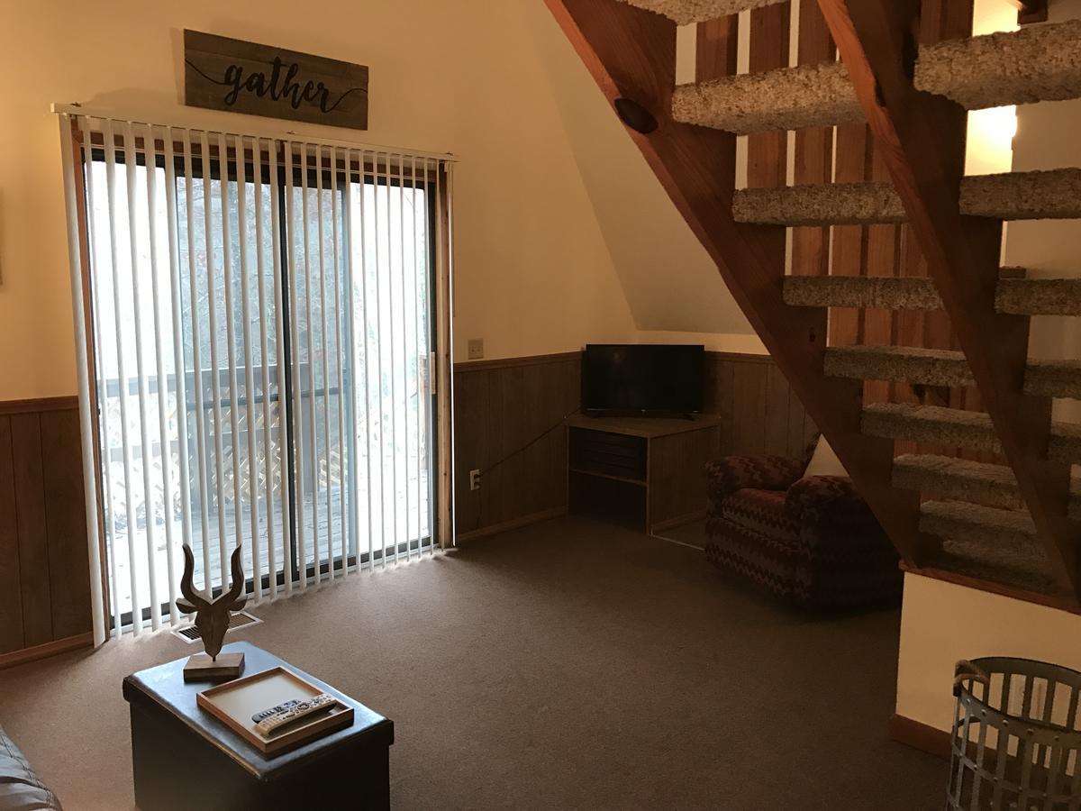 Gamaliel Norfork Lake Ozark Mountain Lodge מראה חיצוני תמונה